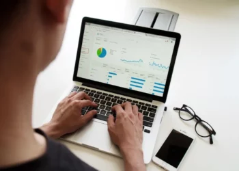 10 podstawowych wskazówek dotyczących zarządzania finansami firmy i maksymalizacji zysków